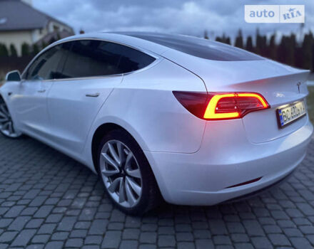 Тесла Модель 3, объемом двигателя 0 л и пробегом 122 тыс. км за 17000 $, фото 7 на Automoto.ua