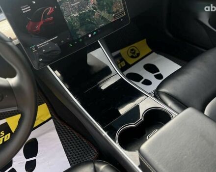 Тесла Модель 3, объемом двигателя 0 л и пробегом 133 тыс. км за 15990 $, фото 20 на Automoto.ua
