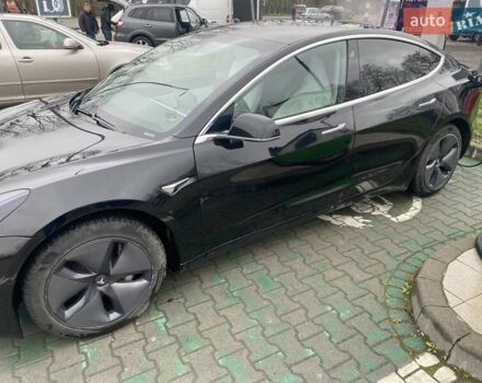 Тесла Модель 3, об'ємом двигуна 0 л та пробігом 42 тис. км за 28500 $, фото 1 на Automoto.ua