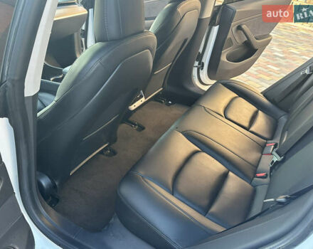 Тесла Модель 3, объемом двигателя 0 л и пробегом 87 тыс. км за 18500 $, фото 12 на Automoto.ua