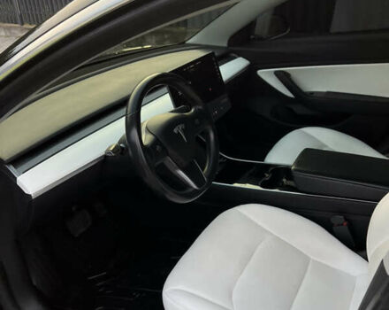Тесла Модель 3, объемом двигателя 0 л и пробегом 119 тыс. км за 15999 $, фото 4 на Automoto.ua