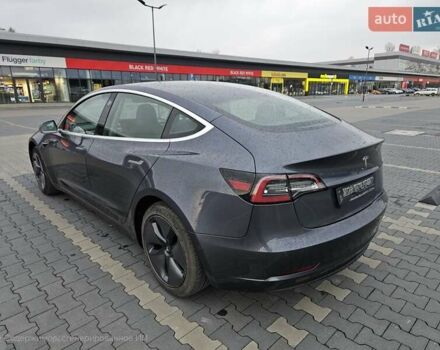 Тесла Модель 3, объемом двигателя 0 л и пробегом 121 тыс. км за 17102 $, фото 4 на Automoto.ua