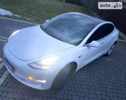 Тесла Модель 3, объемом двигателя 0 л и пробегом 122 тыс. км за 17000 $, фото 12 на Automoto.ua