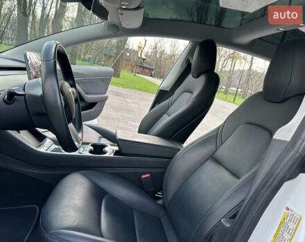 Тесла Модель 3, объемом двигателя 0 л и пробегом 47 тыс. км за 21500 $, фото 23 на Automoto.ua