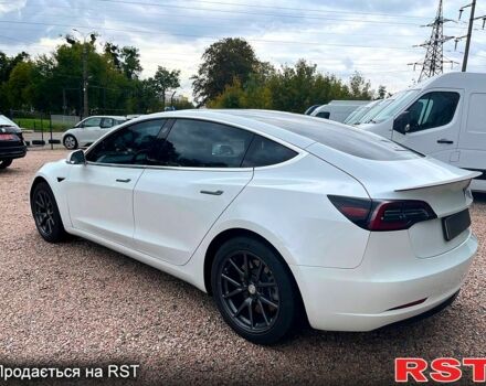 Тесла Модель 3 2019 в Ровно на Automoto.ua Тесла Модель 3, объемом двигателя 0.38 л и пробегом 100 тыс. км за 18500 $, фото 12 на Automoto.ua