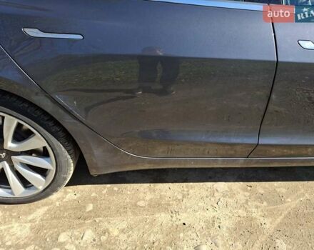 Тесла Модель 3, об'ємом двигуна 0 л та пробігом 75 тис. км за 16900 $, фото 5 на Automoto.ua