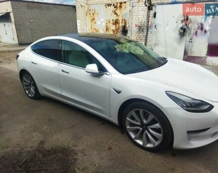 Тесла Модель 3, объемом двигателя 0 л и пробегом 64 тыс. км за 22999 $, фото 10 на Automoto.ua