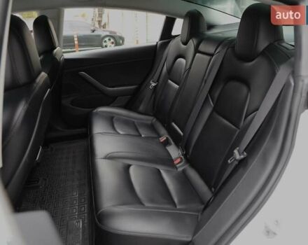 Тесла Модель 3, об'ємом двигуна 0 л та пробігом 94 тис. км за 19000 $, фото 5 на Automoto.ua