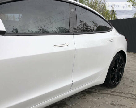 Тесла Модель 3, объемом двигателя 0 л и пробегом 57 тыс. км за 26000 $, фото 12 на Automoto.ua