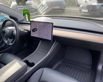 Тесла Модель 3, объемом двигателя 0 л и пробегом 82 тыс. км за 18600 $, фото 8 на Automoto.ua