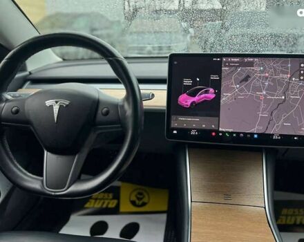 Тесла Модель 3, объемом двигателя 0 л и пробегом 95 тыс. км за 16800 $, фото 16 на Automoto.ua