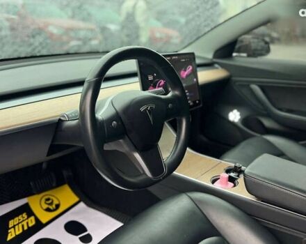 Тесла Модель 3, объемом двигателя 0 л и пробегом 95 тыс. км за 16800 $, фото 8 на Automoto.ua