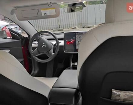 Тесла Модель 3, объемом двигателя 0 л и пробегом 31 тыс. км за 19400 $, фото 18 на Automoto.ua