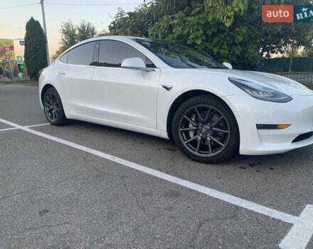 Тесла Модель 3, об'ємом двигуна 0 л та пробігом 65 тис. км за 20500 $, фото 3 на Automoto.ua
