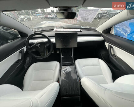 Тесла Модель 3, объемом двигателя 0 л и пробегом 86 тыс. км за 13300 $, фото 6 на Automoto.ua