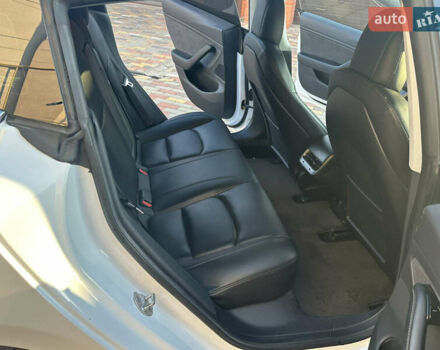 Тесла Модель 3, объемом двигателя 0 л и пробегом 87 тыс. км за 18500 $, фото 11 на Automoto.ua