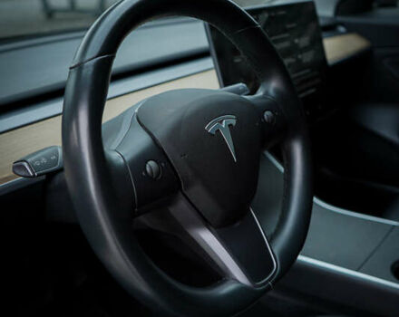 Тесла Модель 3, объемом двигателя 0 л и пробегом 58 тыс. км за 18999 $, фото 22 на Automoto.ua