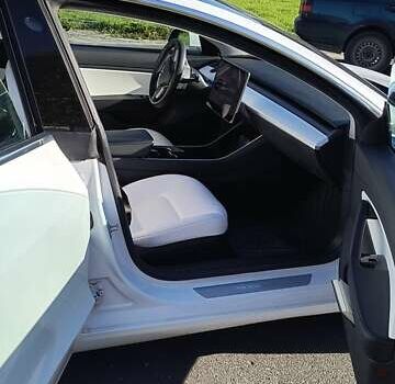 Тесла Модель 3, объемом двигателя 0 л и пробегом 142 тыс. км за 17900 $, фото 6 на Automoto.ua
