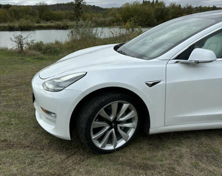 Тесла Модель 3, объемом двигателя 0 л и пробегом 125 тыс. км за 21000 $, фото 10 на Automoto.ua