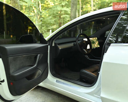 Тесла Модель 3, объемом двигателя 0 л и пробегом 159 тыс. км за 24000 $, фото 15 на Automoto.ua