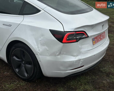 Тесла Модель 3, объемом двигателя 0 л и пробегом 311 тыс. км за 11900 $, фото 11 на Automoto.ua