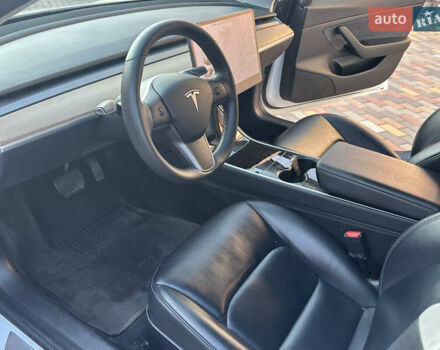 Тесла Модель 3, объемом двигателя 0 л и пробегом 87 тыс. км за 18500 $, фото 9 на Automoto.ua