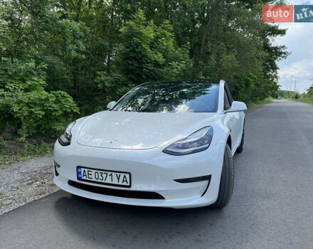 Тесла Модель 3, об'ємом двигуна 0 л та пробігом 93 тис. км за 17700 $, фото 3 на Automoto.ua