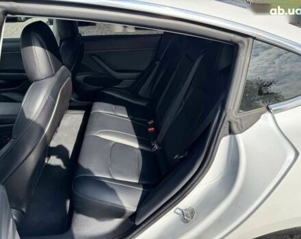 Тесла Модель 3, объемом двигателя 0 л и пробегом 130 тыс. км за 16950 $, фото 25 на Automoto.ua