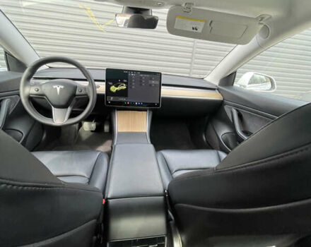 Тесла Модель 3, объемом двигателя 0 л и пробегом 49 тыс. км за 18500 $, фото 9 на Automoto.ua