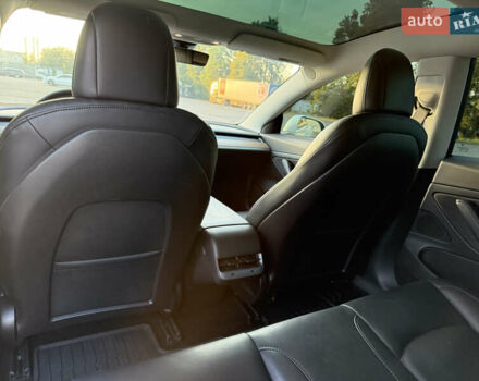 Тесла Модель 3, объемом двигателя 0 л и пробегом 223 тыс. км за 13100 $, фото 14 на Automoto.ua