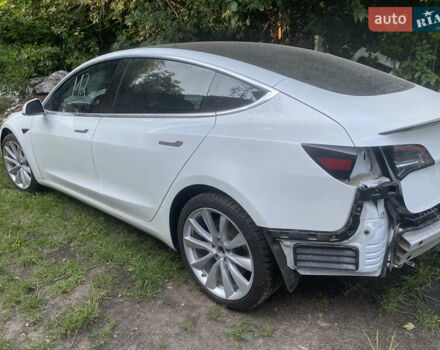 Тесла Модель 3, об'ємом двигуна 0 л та пробігом 62 тис. км за 12999 $, фото 3 на Automoto.ua