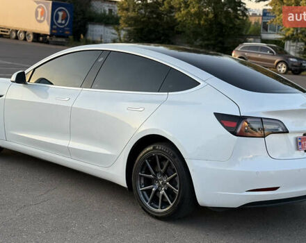 Тесла Модель 3, объемом двигателя 0 л и пробегом 223 тыс. км за 13100 $, фото 3 на Automoto.ua