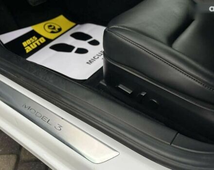 Тесла Модель 3, объемом двигателя 0 л и пробегом 80 тыс. км за 17800 $, фото 19 на Automoto.ua