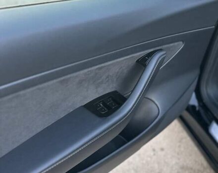 Тесла Модель 3, объемом двигателя 0 л и пробегом 110 тыс. км за 12900 $, фото 16 на Automoto.ua