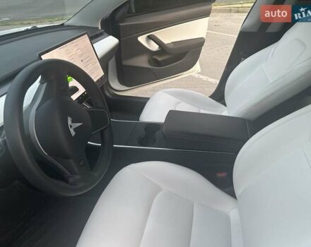 Тесла Модель 3, объемом двигателя 0 л и пробегом 101 тыс. км за 29600 $, фото 5 на Automoto.ua