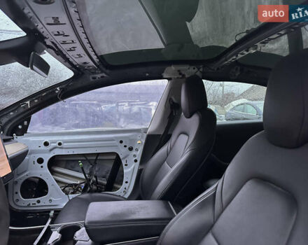 Тесла Модель 3, объемом двигателя 0 л и пробегом 169 тыс. км за 5500 $, фото 14 на Automoto.ua
