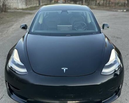 Тесла Модель 3, объемом двигателя 0 л и пробегом 110 тыс. км за 12900 $, фото 1 на Automoto.ua