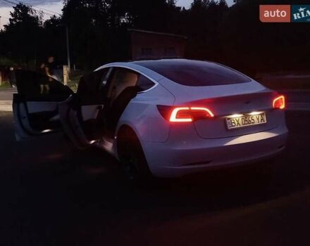 Тесла Модель 3, объемом двигателя 0 л и пробегом 101 тыс. км за 29600 $, фото 10 на Automoto.ua