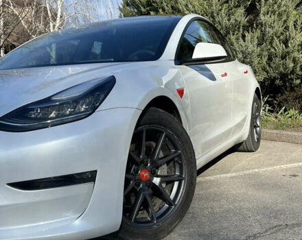 Тесла Модель 3, объемом двигателя 0 л и пробегом 96 тыс. км за 23500 $, фото 14 на Automoto.ua