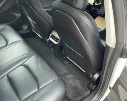 Тесла Модель 3, объемом двигателя 0 л и пробегом 49 тыс. км за 18500 $, фото 12 на Automoto.ua