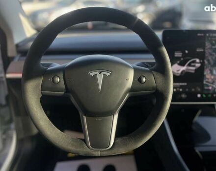 Тесла Модель 3 2020 в Мукачево на Automoto.ua Тесла Модель 3, объемом двигателя 0 л и пробегом 165 тыс. км за 19000 $, фото 13 на Automoto.ua