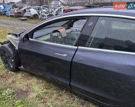 Тесла Модель 3, объемом двигателя 0 л и пробегом 169 тыс. км за 5500 $, фото 8 на Automoto.ua