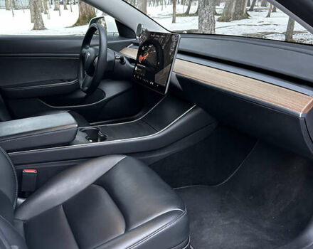 Тесла Модель 3, объемом двигателя 0 л и пробегом 34 тыс. км за 14800 $, фото 10 на Automoto.ua