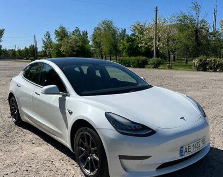 Тесла Модель 3, объемом двигателя 0 л и пробегом 49 тыс. км за 18500 $, фото 4 на Automoto.ua