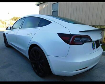 Тесла Модель 3 2020 в Запорожье на Automoto.ua Тесла Модель 3, объемом двигателя 0.32 л и пробегом 86 тыс. км за 23000 $, фото 7 на Automoto.ua