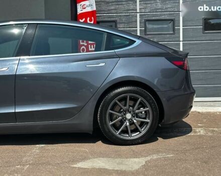 Тесла Модель 3, объемом двигателя 0 л и пробегом 93 тыс. км за 17999 $, фото 6 на Automoto.ua