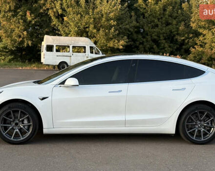 Тесла Модель 3, объемом двигателя 0 л и пробегом 223 тыс. км за 13100 $, фото 1 на Automoto.ua