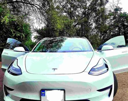 Тесла Модель 3 2020 в Запорожье на Automoto.ua Тесла Модель 3, объемом двигателя 0.32 л и пробегом 86 тыс. км за 23000 $, фото 3 на Automoto.ua