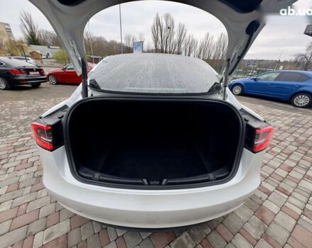 Тесла Модель 3, объемом двигателя 0 л и пробегом 84 тыс. км за 18300 $, фото 27 на Automoto.ua