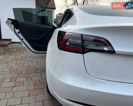 Тесла Модель 3, об'ємом двигуна 0 л та пробігом 96 тис. км за 18500 $, фото 6 на Automoto.ua